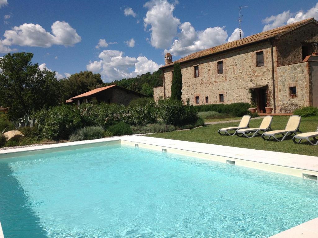 Antico Casale L'impostino Alloggio per agriturismo Civitella Marittima